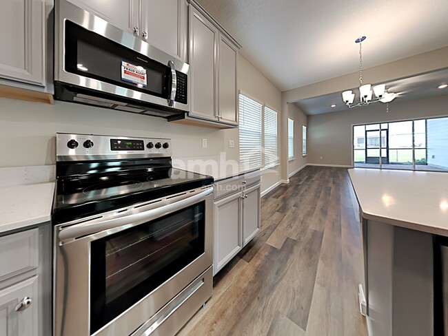 Photo - 163 Spruce Point