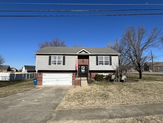 Building Photo - 601 Princeton Dr Rental