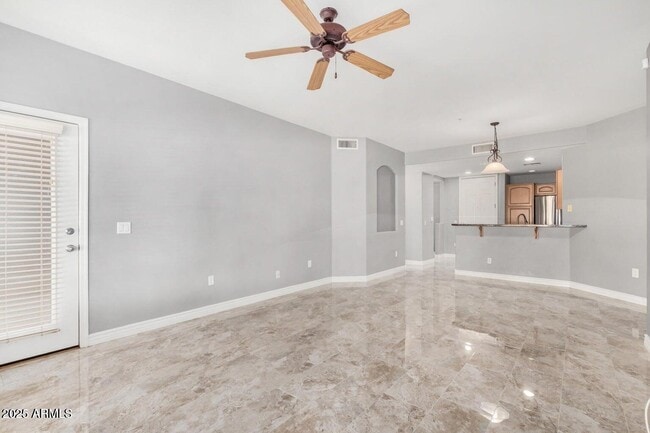 Photo - 5450 E Deer Valley Dr Unidad 1006