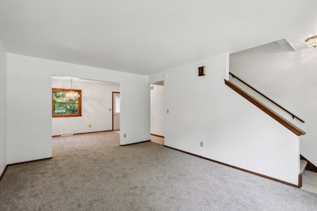 Photo - 2708-2710 Woodridge Ln Unit 1