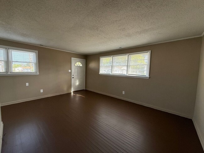 Photo - Nice 2 bedroom, 1 bath Duplex located in New River