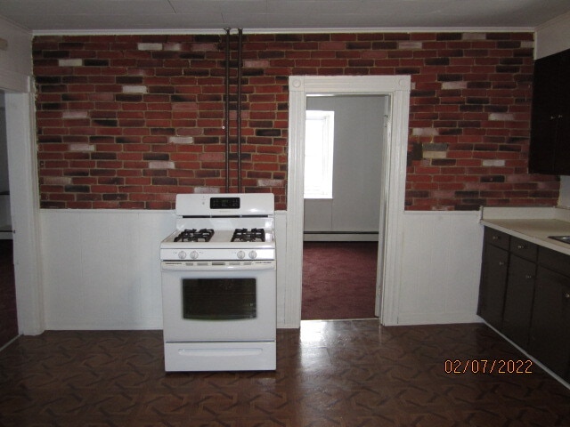 Kitchen - 570 S Main St Apartments Unit 1