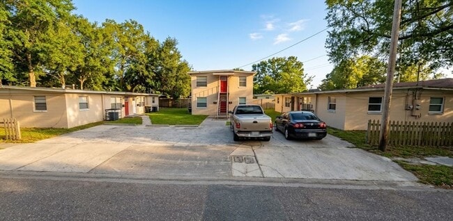 Building Photo - 1656-1658 Windle St Unit 1658