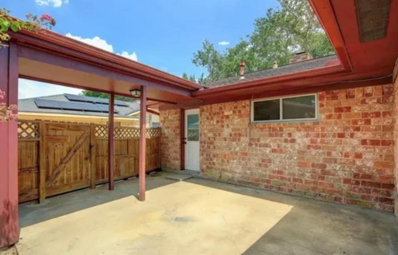 Photo - 9815 Sagemoss Ln