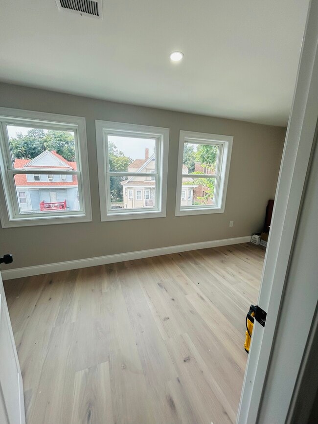 Photo - 9 Dennison St Unit 2