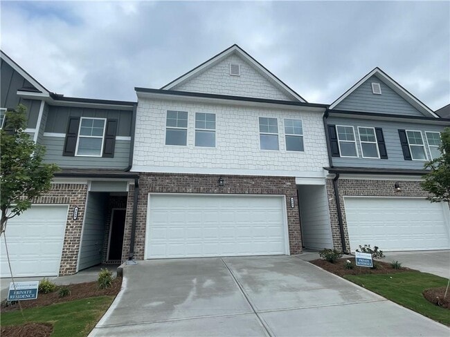 Building Photo - 4663 Fullerton Dr