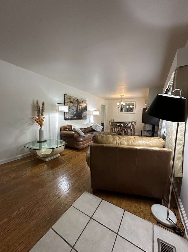 Photo - 2414 Fairmont Blvd