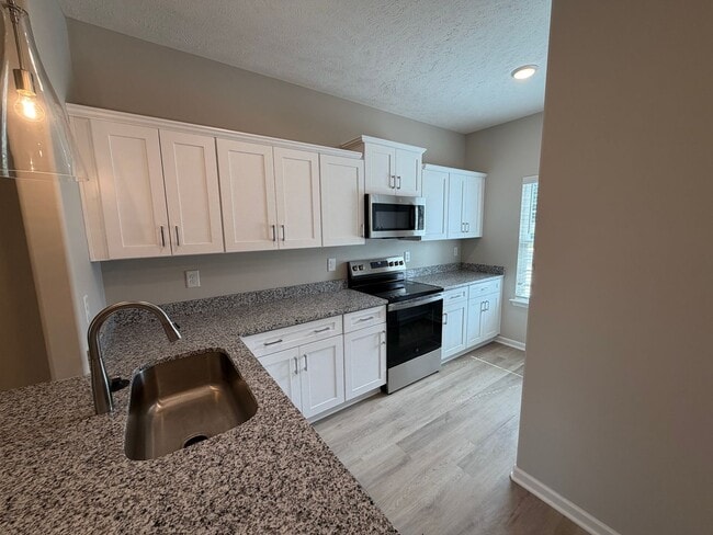 Photo - Brand New 4 Bed 3 Bath Townhome In Shelbyville