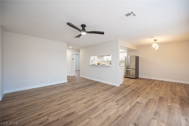 Building Photo - 3720 Snorkel Cir Unit D