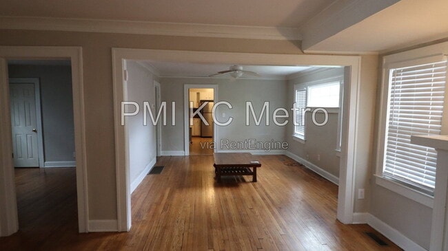 Photo - 5331 Charlotte St Unit B