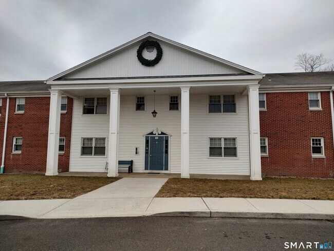 Building Photo - 74 W 4th St Unit 16 B