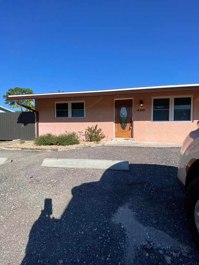 Photo - 4365 Edward Rd