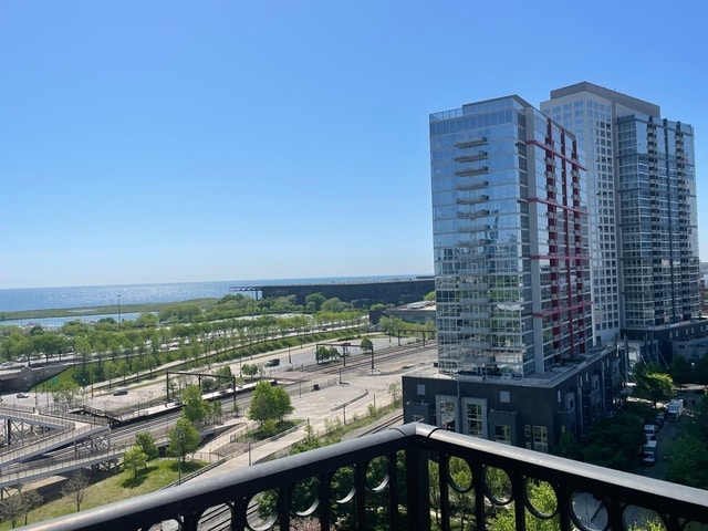 Photo - 1717 S Prairie Ave Unidad 1307