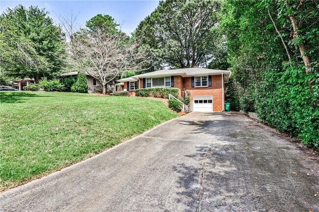 Photo - 1422 Lively Ridge Rd NE