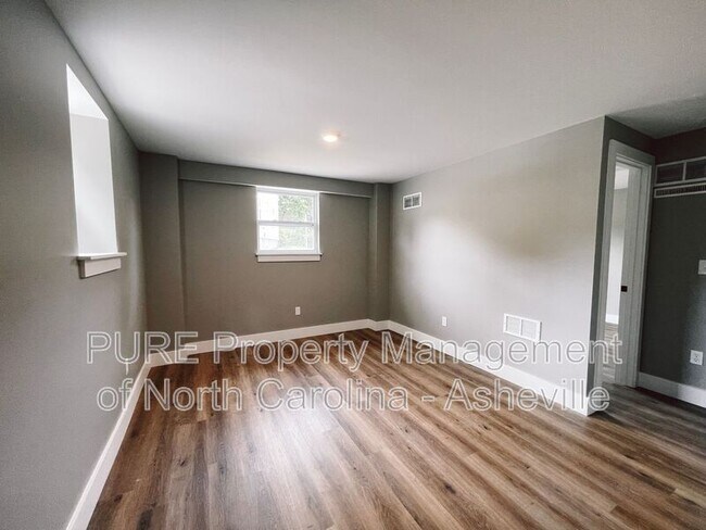 268 Sand Hill Rd Unit 10B