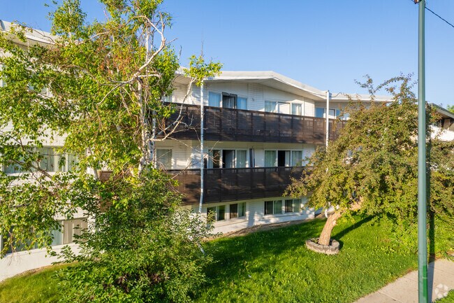 Photo - Bankview 1711