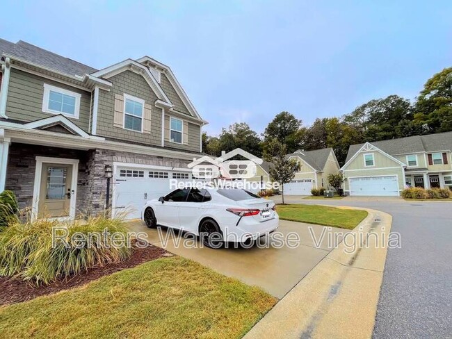 Photo - 1839 Whelp Way