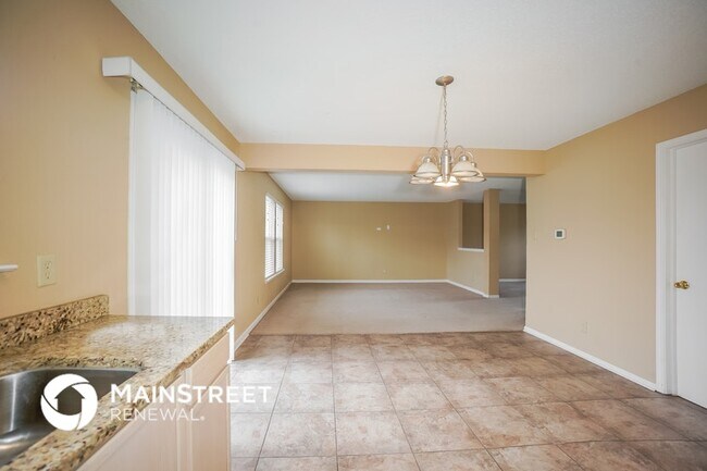 Photo - 135 Snowflake Cir