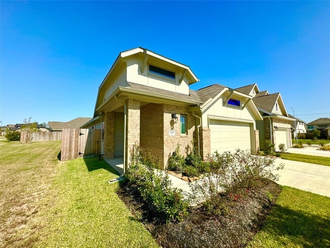 Photo - 3308 Scarlet Tupelo Wy