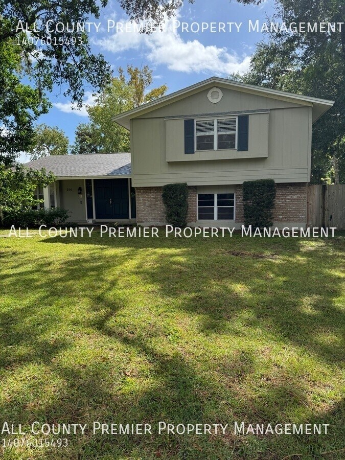 Photo - 200 Crooked Oak Ct