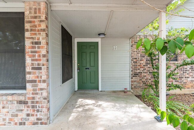 2906 Jadewood Ct