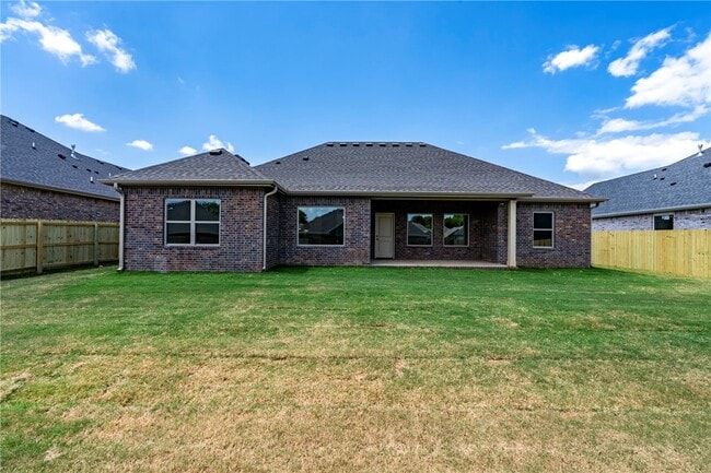 Photo - 110 N Banner Ave