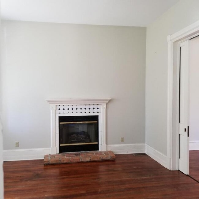 Photo - 2424 Birch Ave