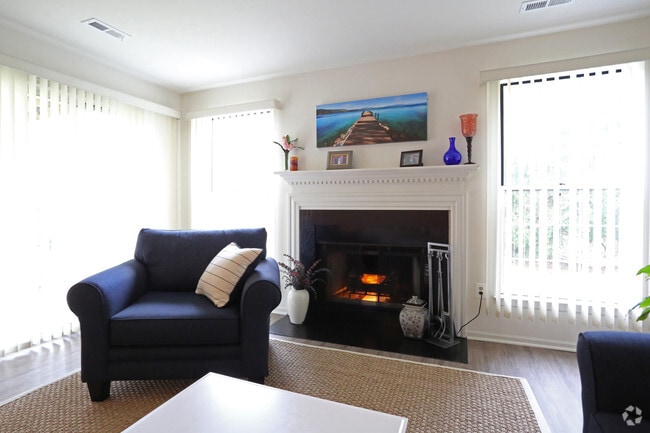 Photo - SAGEMORE APARTMENTS