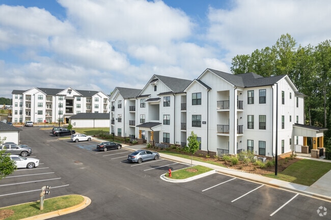 Exterior - Evolve New Hope Farm