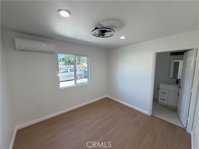 Photo - 424 W Poplar St