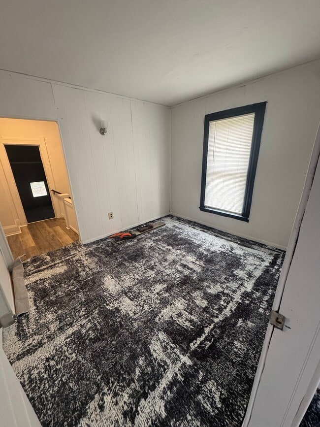 Photo - 152 Austin St