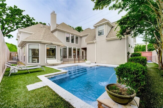 Photo - 1403 Wakefield Dr Casa