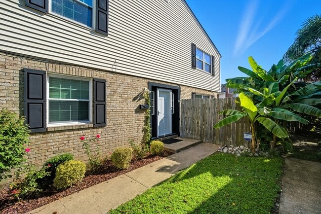 Photo - 712 Biltmore Dr