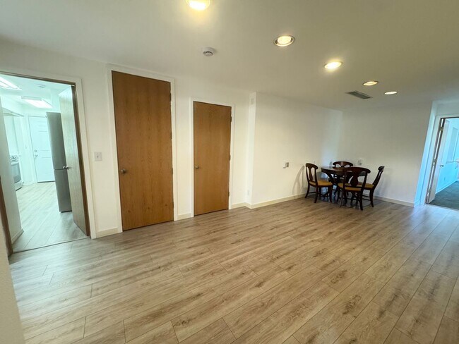 11001 153rd Ave NE