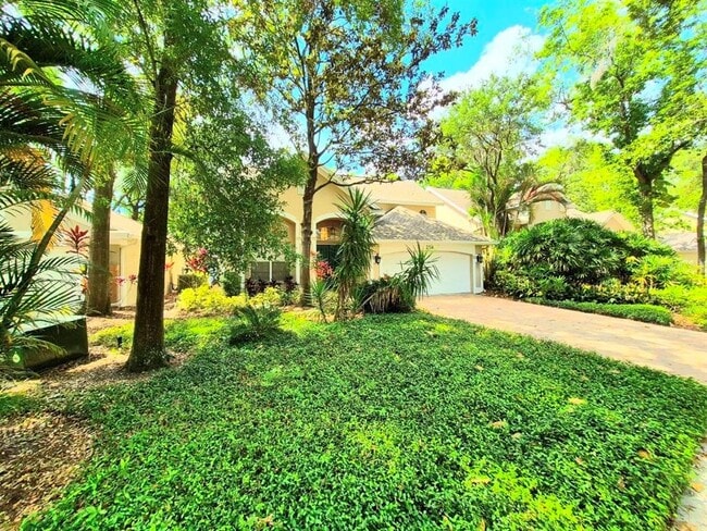 Photo - 2214 Green Oaks Ln