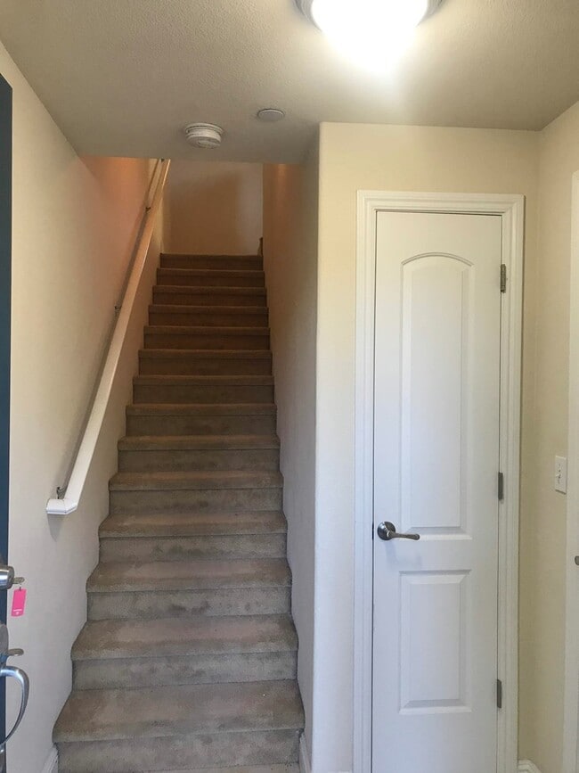 Photo - Cute Town-home in Truckee River Town-homes Subdivision