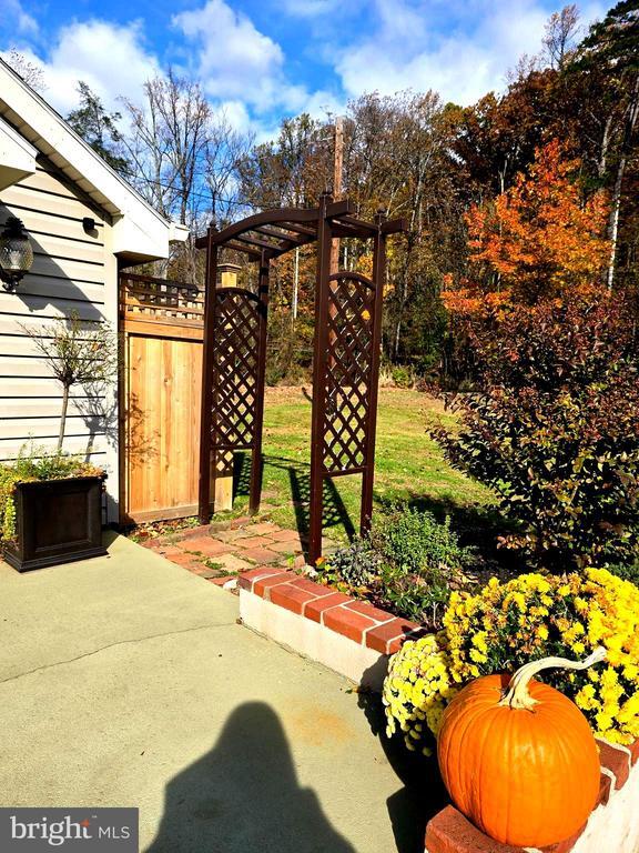 Photo - 1951 Conestoga Rd