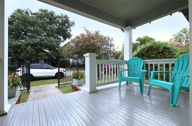 Photo - 214 Munford St