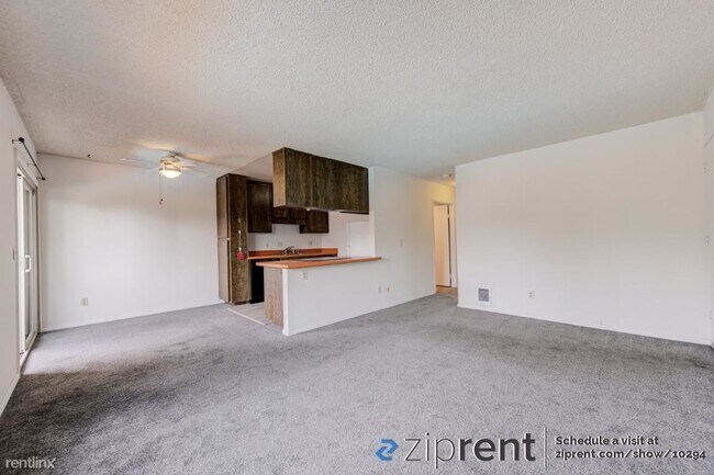 Photo - 2 br, 1 bath Condo - 9546 Carroll Canyon R...