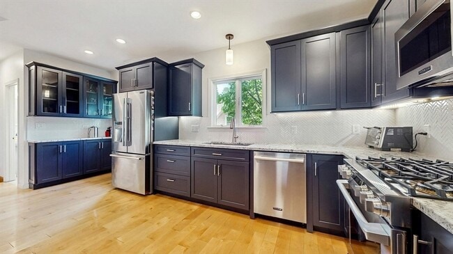 Photo - 14 Chestnut St