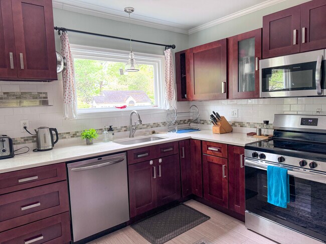 Photo - 3277 N Whitney Ave