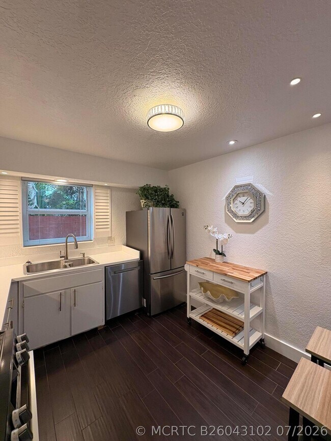 Photo - 601 SE 5th Ct Unit 102