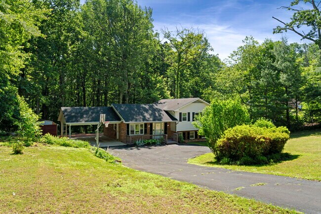 Photo - 13663 Van Doren Rd