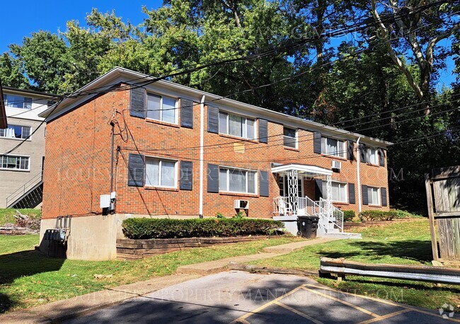 Building Photo - 2425 Lindsay Ave Unit 2 Rental