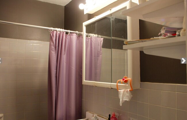 Photo - 875 Beacon St