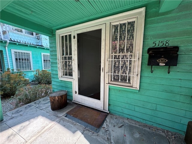 5158 Franklin Ave