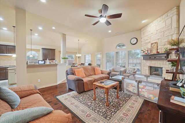 Photo - 1121 Shearwater Ln