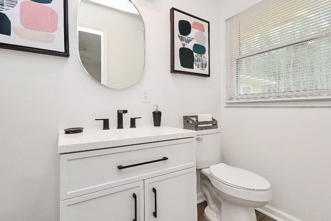 Photo - 8025 Wilson Woods Dr