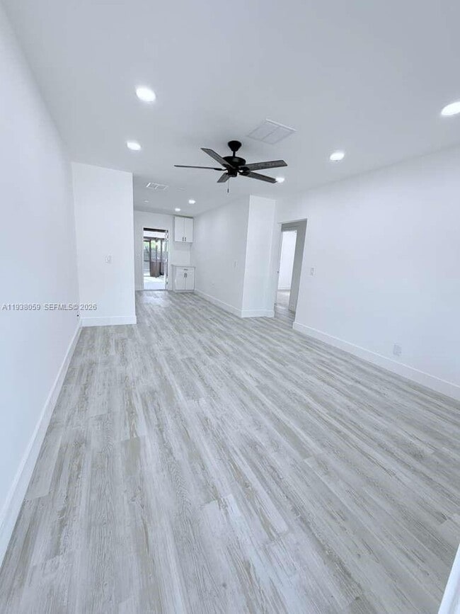 Photo - 134 SW 14th Ave Unit A