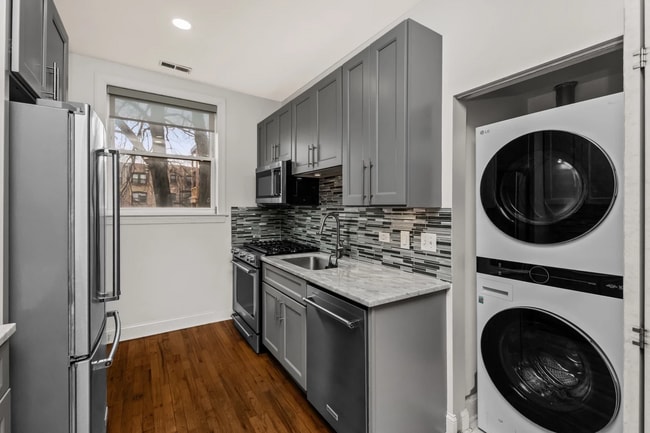 Photo - 1323 W Lawrence Ave Unit 2